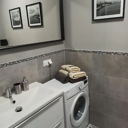 Apartment Md Lewandowskiego *